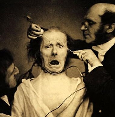 Primeros tratados de enfermedades mentales.