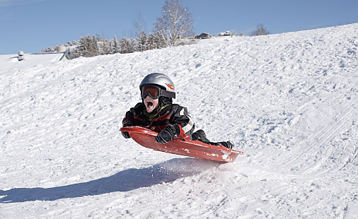Jonas receives his first memory.