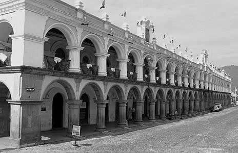 San Salvador y Sonsonate