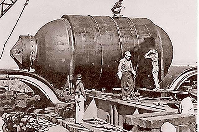 Bomba Atòmica (Projecte Manhattan)