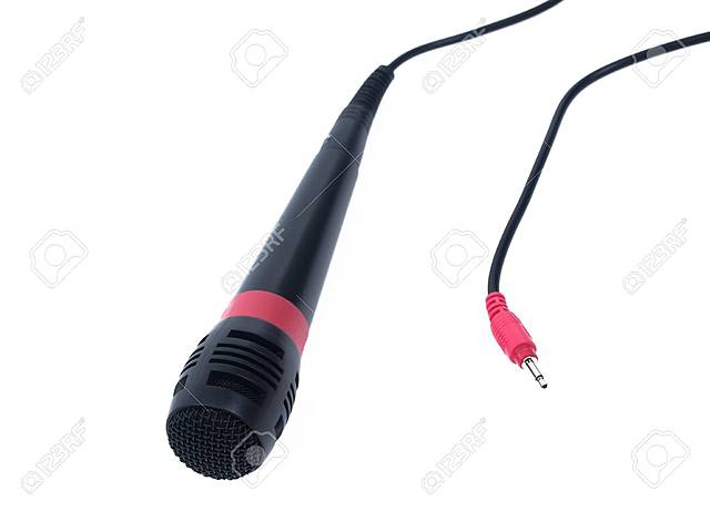 Consta de una escritura lapidaria "Columna Trajana".  Es en este alfabeto que se introduce una cierta escritura inclinada o cursiva como se suele conocer.