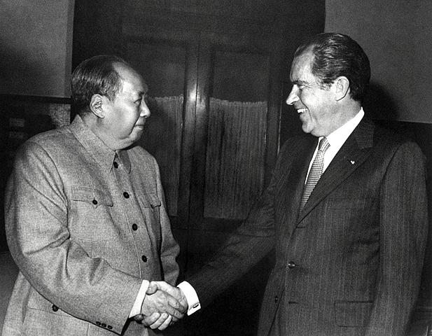 Nixon visits China