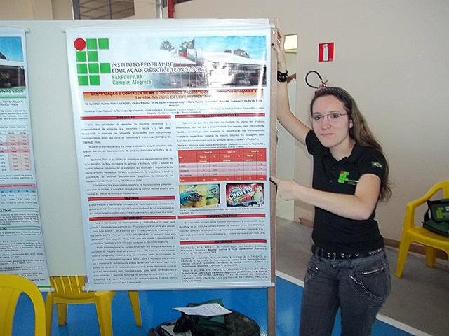 Primeiro Trabalho que apresentei na vida acadêmica