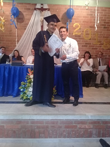 Condecoración mejor alumno