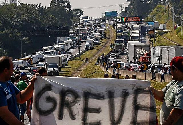 Greve dos Caminhoneiros