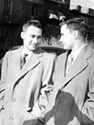 First successful kidney transplant performed