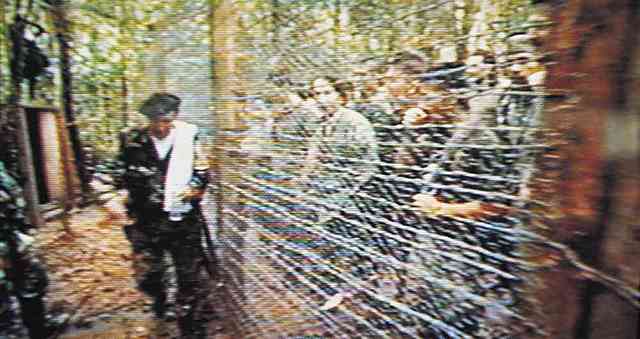 Las FARC secuestran y asesinan a 12 campesinos en el caserío de San Bartolo