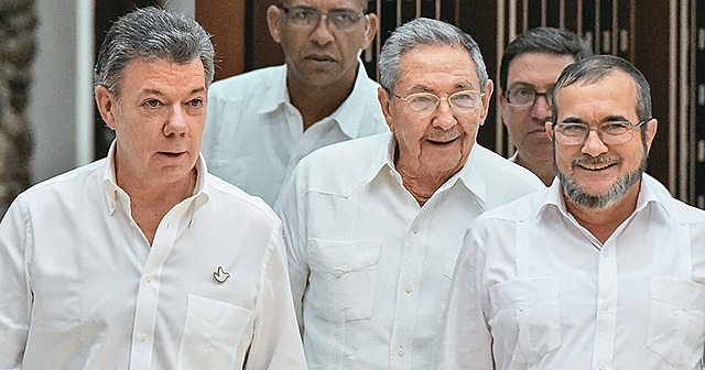 Primer encuentro entre Santos y Londoño.