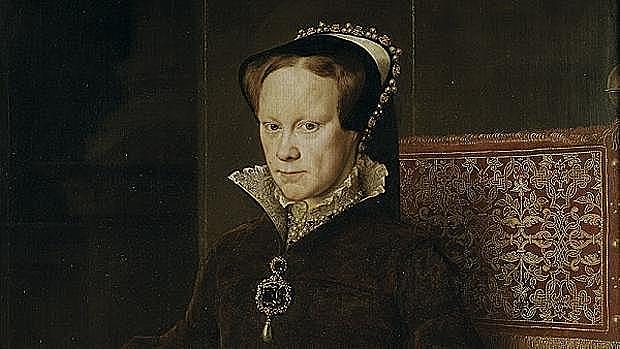 1553: Mary the First of England became England's Quenn, befalling her father.