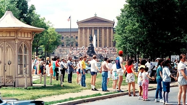 Hands Across America