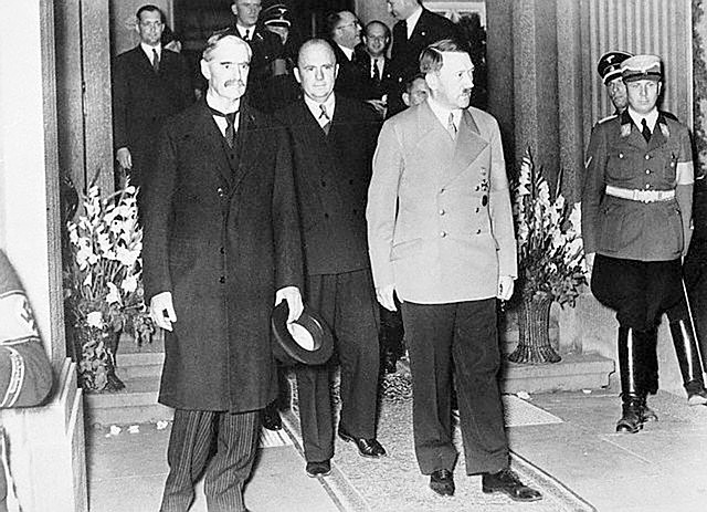 Meetings between Hitler and Chamberlain