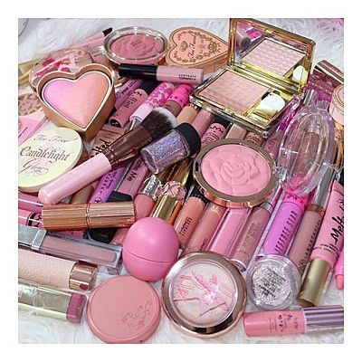 Timeline: LA EVOLUCIÓN DEL MAQUILLAJE