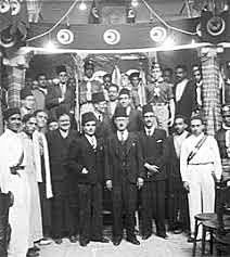 Se afilió al partido constitucionalista Viejo Destour