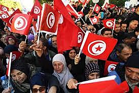 Convocó elecciones en las que resultó victorioso el Frente Nacional.