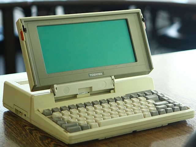 Toshiba T1100