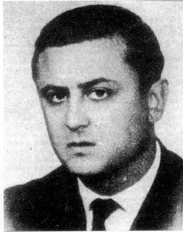 Luis Martín Santos publica Tiempo de Silencio.