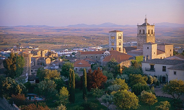 Francisco Pizarro is born