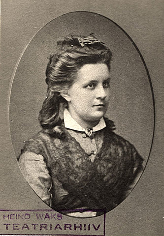 eesti rahvusliku teatri esimene etendus (L. Koidula "Saaremaa onupoeg" Vanemuises)