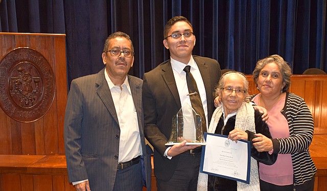 Premio al mejor promedio de Ingeniería Mecánica -URL