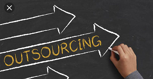 Nace el Outsourcing