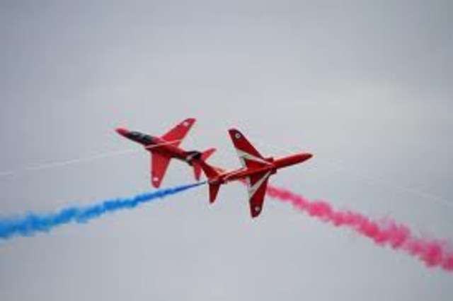 U.S. spy plane and Chinese jet collide (April 2); Sino-American relations deteriorate during a standoff. The 24 crew members of the U.S. plane were detained for 11 days and released after the U.S. issued a formal statement of regret.