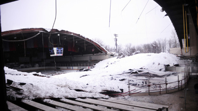 Ice Rink roof collapses in Germany