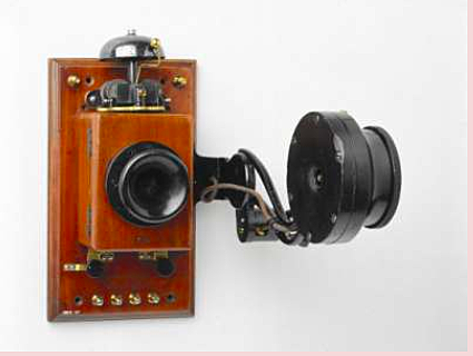 Esimene statsionaarne telefon