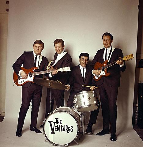 The Ventures (banda de surf rock y rock instrumental estadounidense formada en 1958, en Washington por Don Wilson y Bob Bogle)