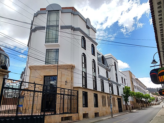 Biblioteca Pública de Chuquisaca - Biblioteca Nacional de Bolivia (BNB)