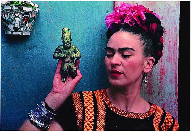 FRIDA KAHLO`S BIOGRAPHY.