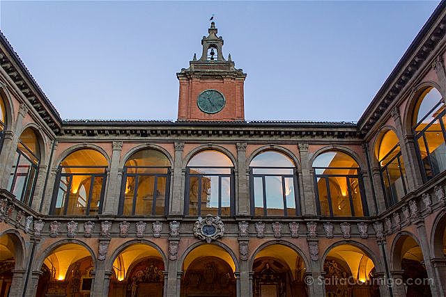 Universidad de Bolonia - Biblioteca