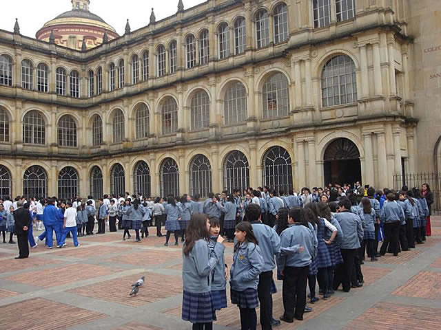 Nacimiento de la Biblioteca en Colombia