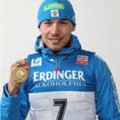 Timeline: Биография Антона Шипулина