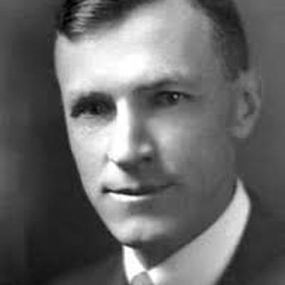 Timeline: Уильям Мерфи Родился: 6 февраля 1892 г., Стоутон, Висконсин, США