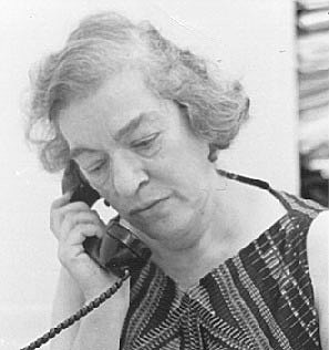 Mollie Orshansky Creates Poverty Thresholds