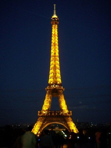 Carly is invited to travel to Europe with P2P