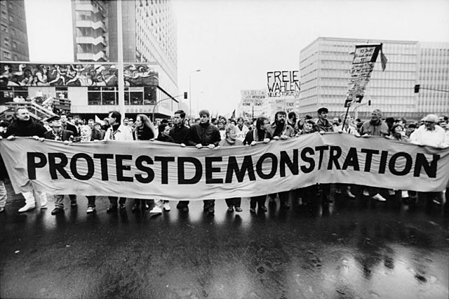 "Мирная" революция