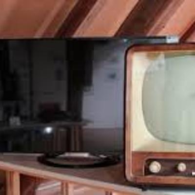 Timeline: HISTORIA DE LA TELEVISIÓN