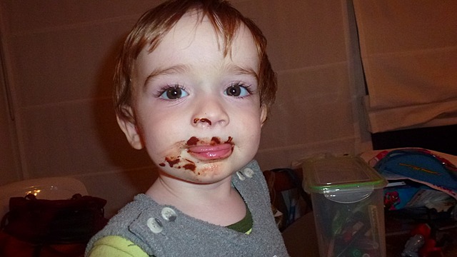 Probando unos dulces