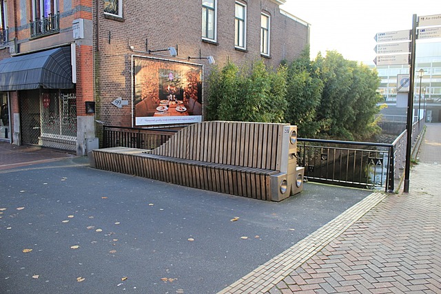 Wubbo Ockels bankje, Dynteq productontwikkelaars