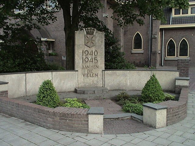 monument “aan hen die vielen”