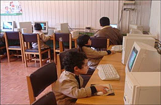 Las primeras aplicaciones en red con fines educativos