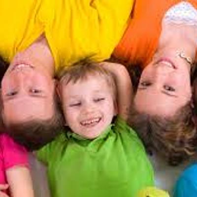 Timeline: Historia de la Infancia y Adolescencia