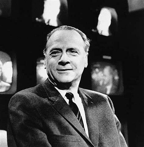 Teoricos del medio de comunicacion