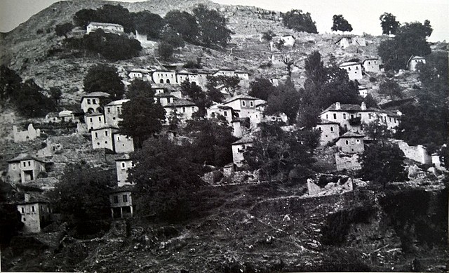 Εγκατάλειψη του Συρράκου.
