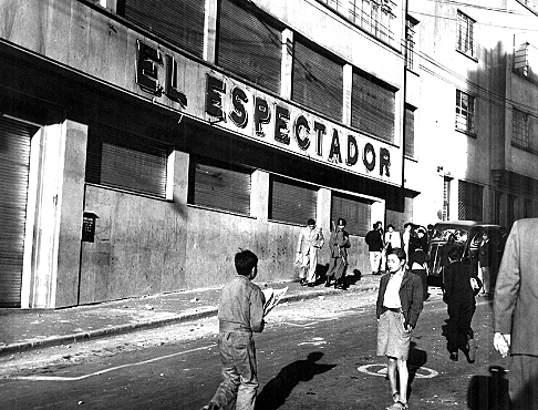 El día que incendiaron las sedes de El Espectador y El Tiempo