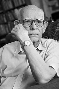 Se le otorgó el título de Doctor Honoris Causa.