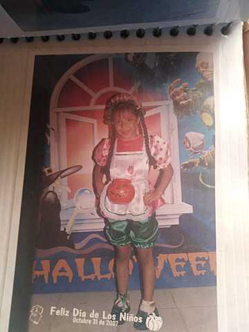 me disfraze asi por mi profe