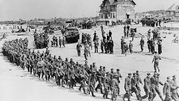 Los aliados derrotan a Alemania en la batalla de Normandía.