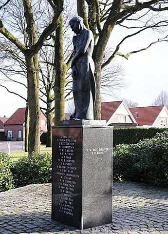 Oud Oorlogsmonument Vriezenveen